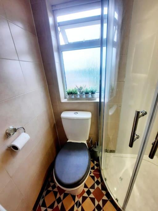 Alross Studio Flat / Private Bathroom London Exteriör bild